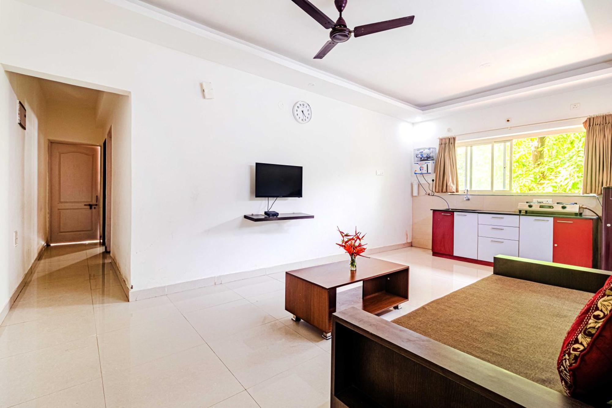 4bhk Sparkling Near Pool & Bar 2bhkx2 * Vagator