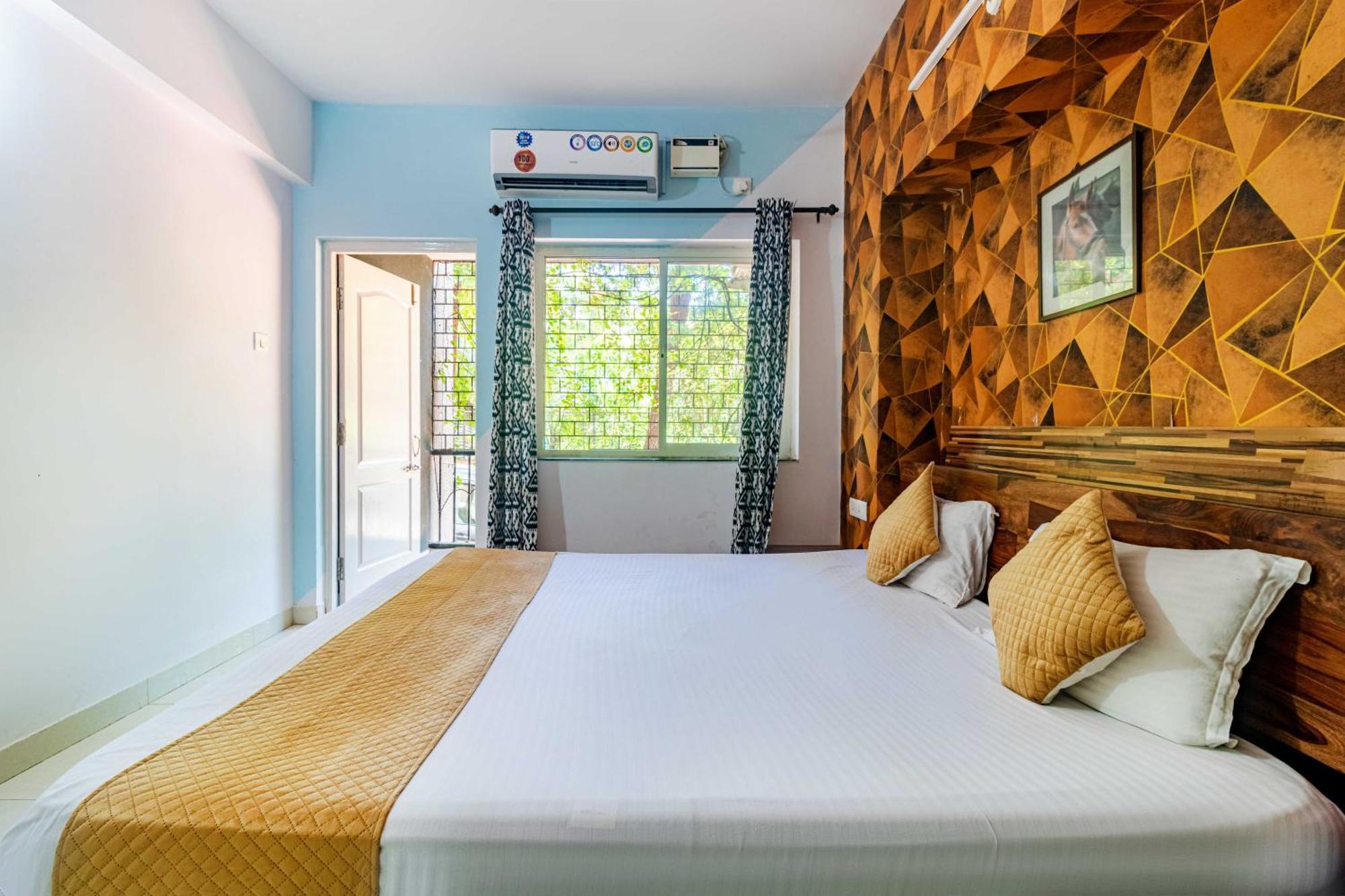 4bhk Sparkling Near Pool & Bar 2bhkx2 Apartment